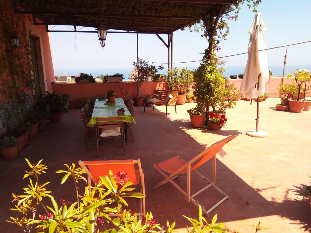 A Casa Di Tommy B&B Acireale Ngoại thất bức ảnh
